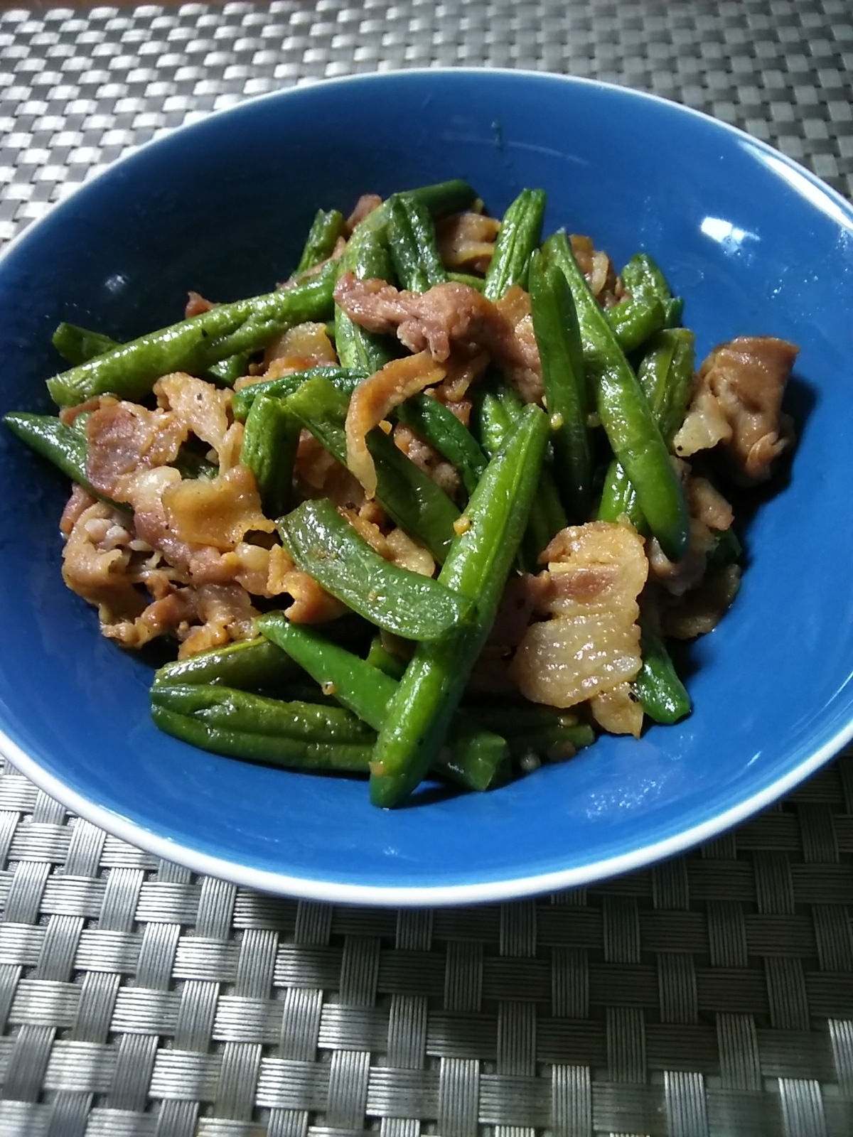 豚肉とインゲンの炒めもの