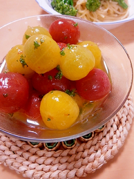 可愛い☆ミニトマトのサラダ☆さっぱりレモン風味♪