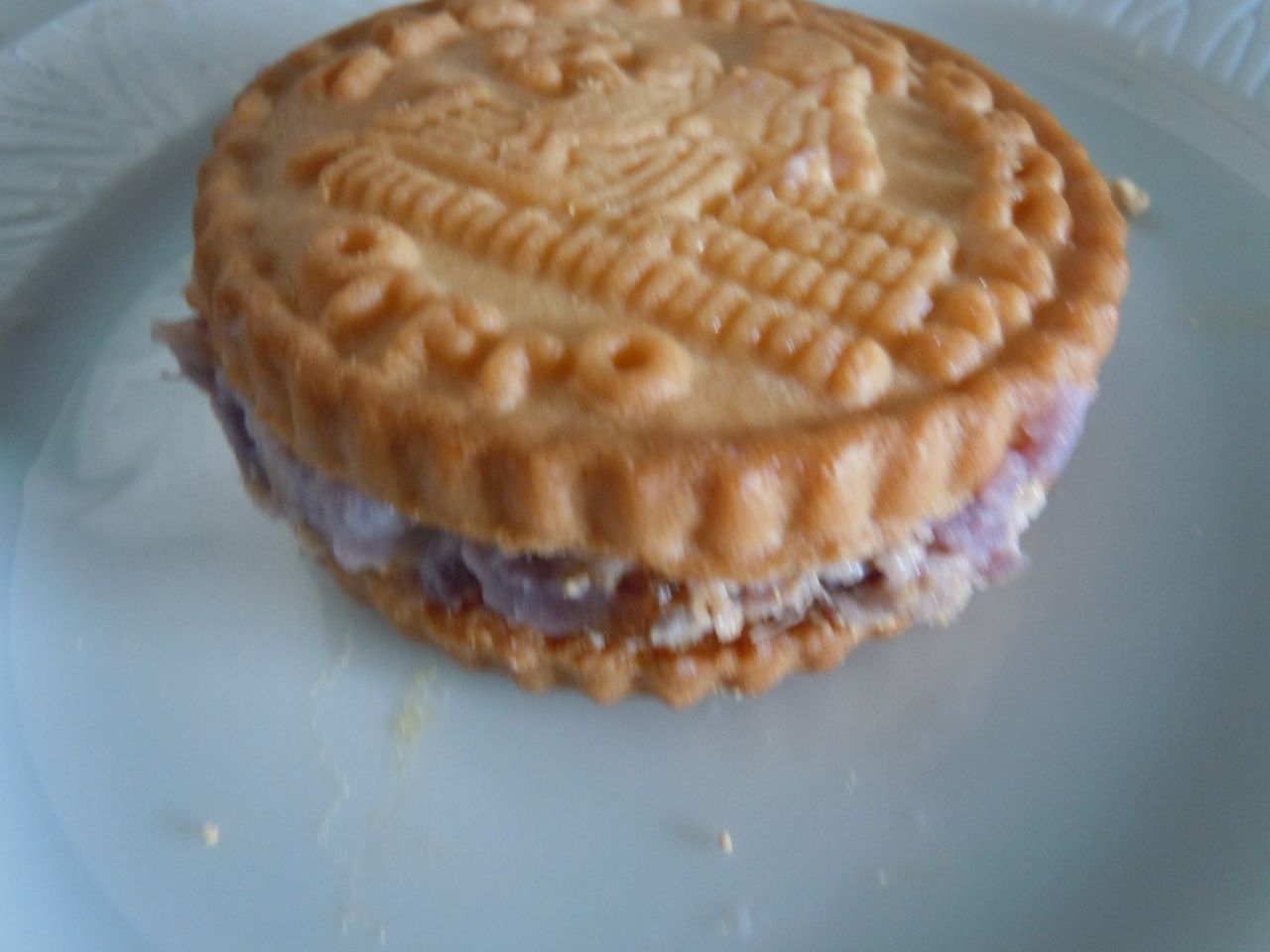 胡麻紫芋のクッキーサンド