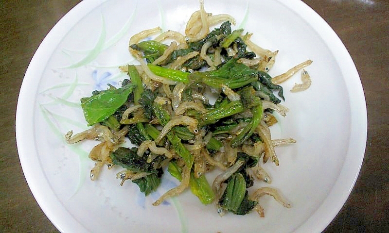 ふりかけにもなる ちりめんじゃこほうれんそう炒め レシピ 作り方 By マシュマロ プリン 楽天レシピ ふりかけにもなる ちりめんじゃこほうれんそう炒め レシピ 作り方 By マシュマロ プリン 楽天レシピ