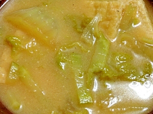 ブロッコリーの茎と白菜油揚げのお味噌汁