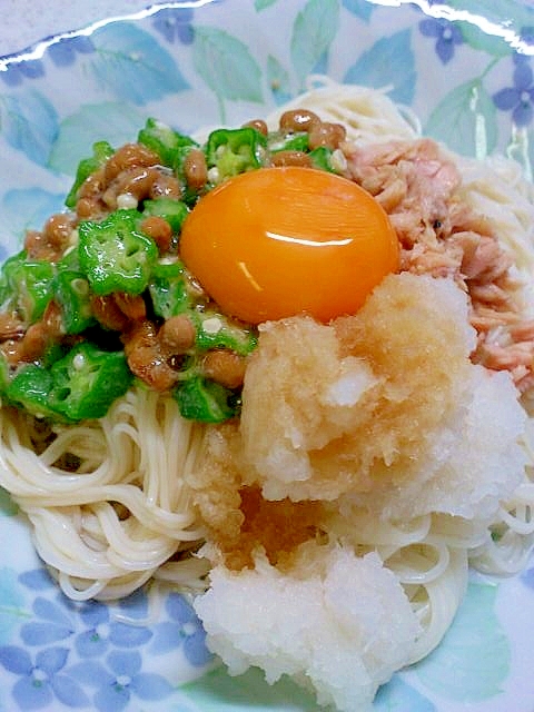 おくらと納豆のぶっかけそうめん