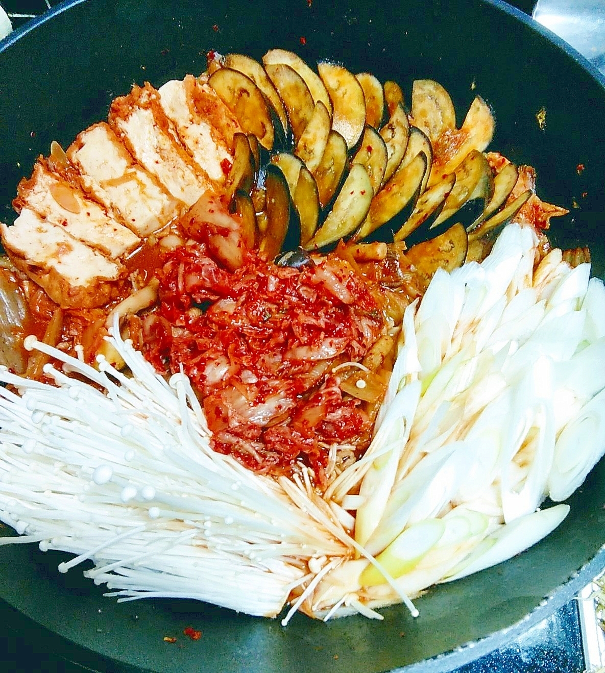 どぉーんとたっぷり白葱＆キムチ✨西のまるごと鍋