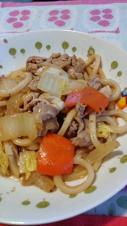 簡単、美味しい！焼きうどん