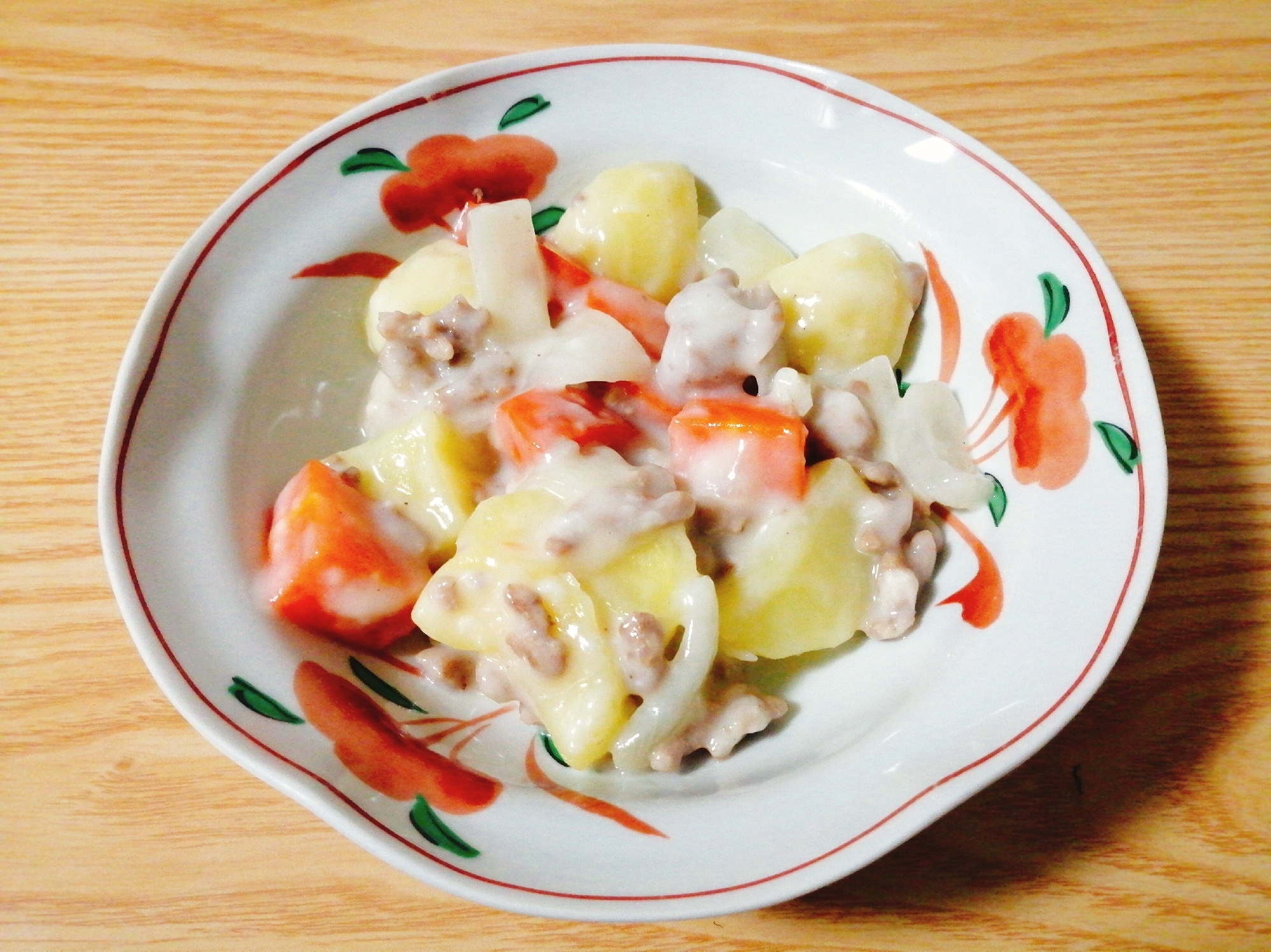 豚ひき肉とじゃがいも玉ねぎ人参のクリーム煮 レシピ 作り方 By はじゃじゃ 楽天レシピ 豚ひき肉とじゃがいも玉ねぎ人参のクリーム煮 レシピ 作り方 By はじゃじゃ 楽天レシピ