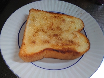 ガーリックマヨシナモントースト