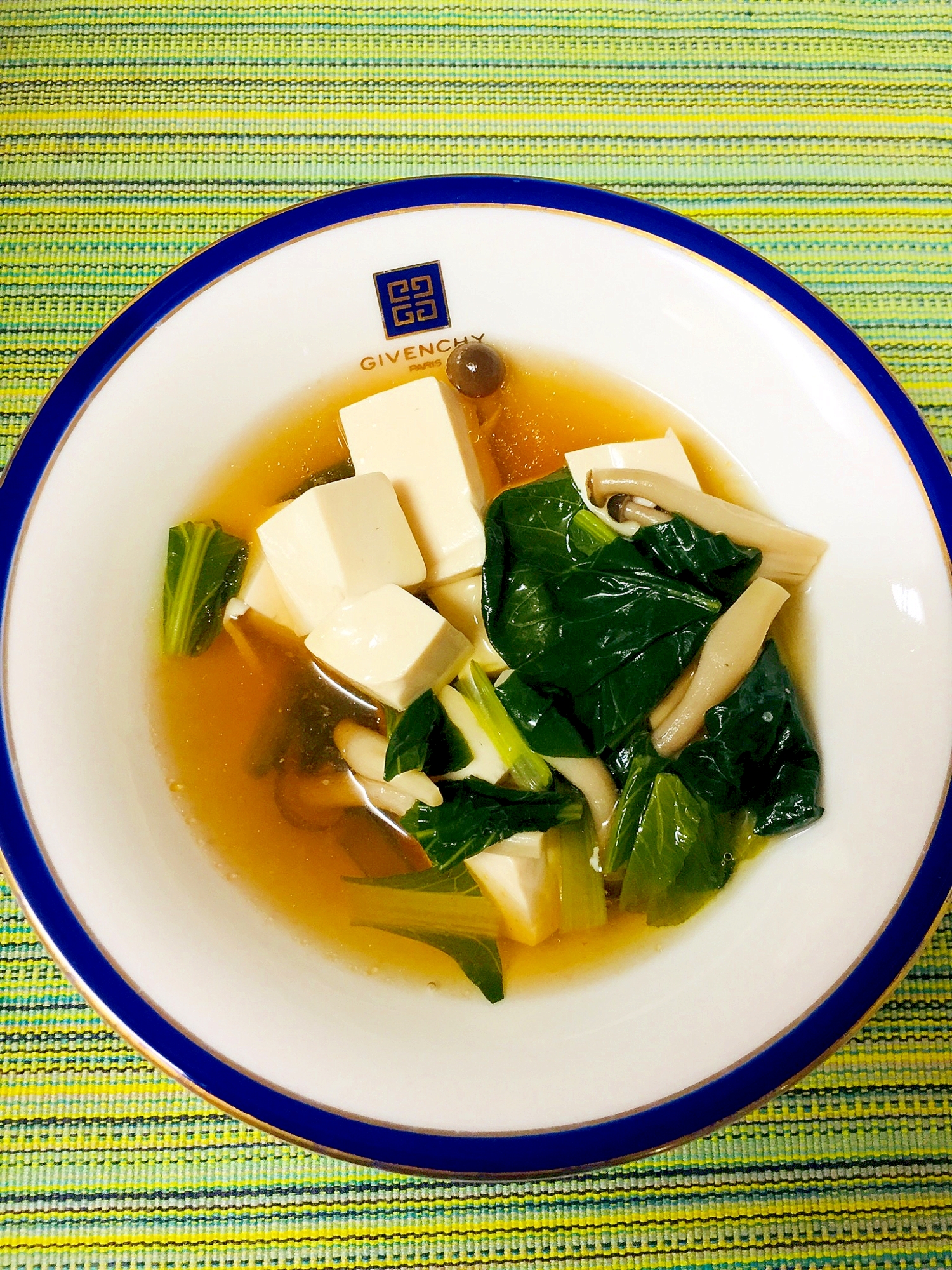 豆腐としめじと青菜の中華スープ