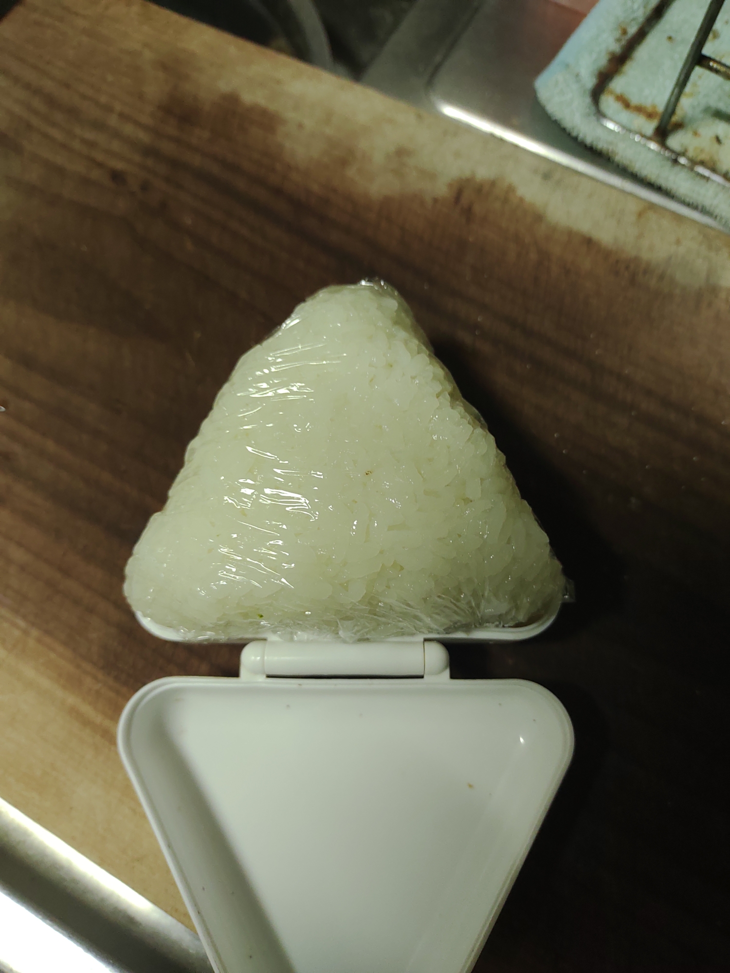 ゆで卵とブロコリーのおにぎり
