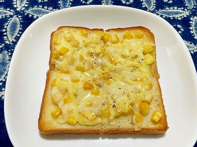マヨコーンチーズトースト