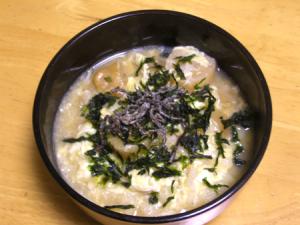 夜食にほっこり 簡単 卵 お麩のお粥