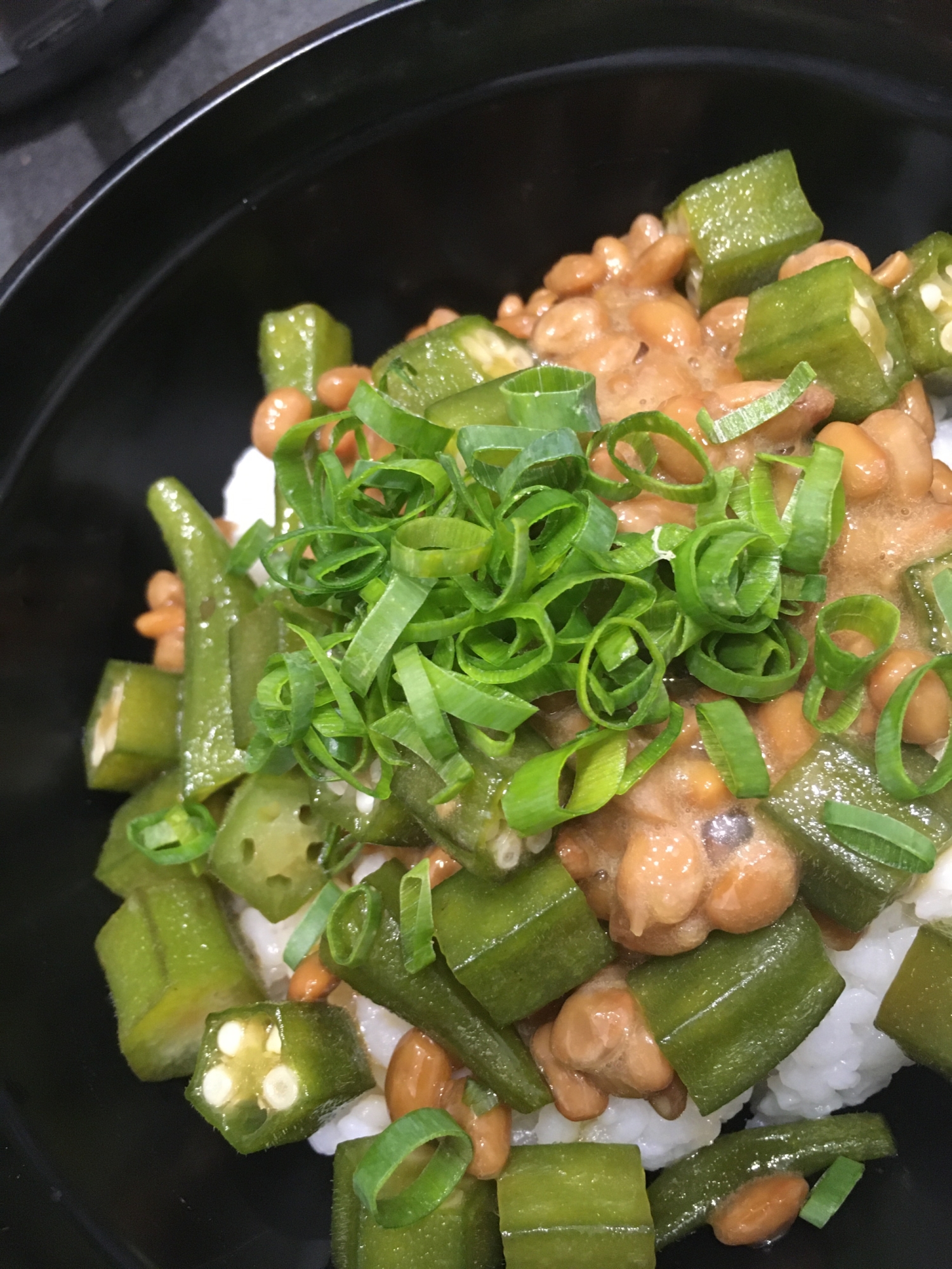 納豆とオクラにちょい足し丼