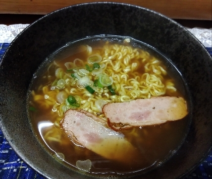 れいにゃ～ん✿ちゃん
こんにちは
ラーメン美味しいですね
大好きです