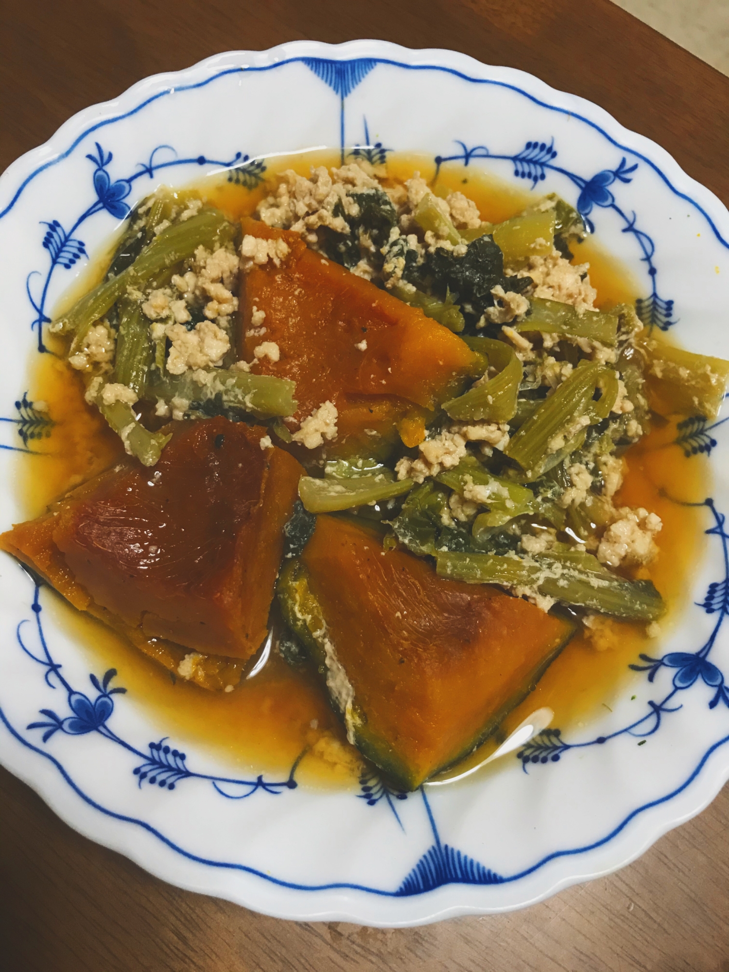 鶏と小松菜とかぼちゃの醤油煮込み