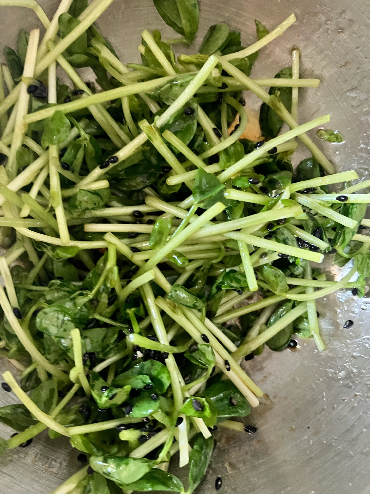 豆苗のさっぱりサラダ