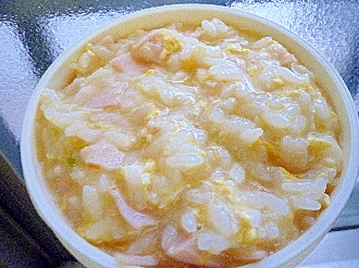 うどんスープ＆ハムの卵雑炊