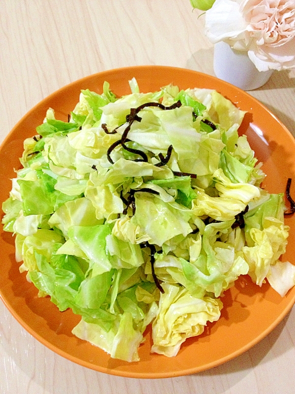 絶品簡単おつまみ ザク切りキャベツの塩昆布あえ レシピ 作り方 By Koara 楽天レシピ