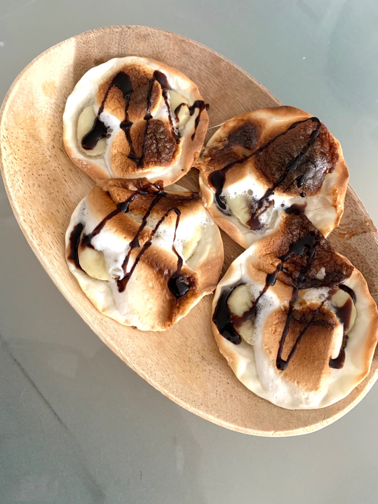 餃子の皮でマシュマロチョコバナナピザ レシピ 作り方 By wa 楽天レシピ 餃子の皮でマシュマロチョコバナナピザ レシピ 作り方 By wa 楽天レシピ