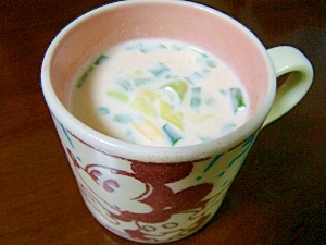 イソフラボン強化のカップスープ