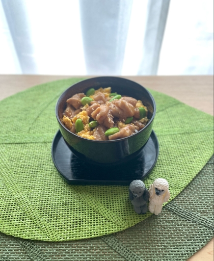 枝豆と卵と鶏肉の照り焼き丼