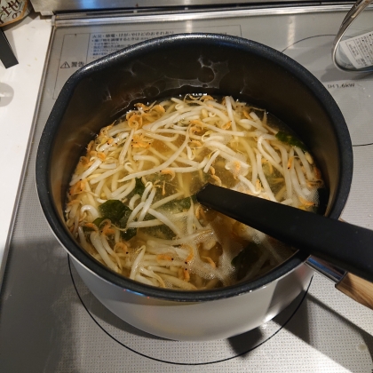もやしとあみえびの味噌汁