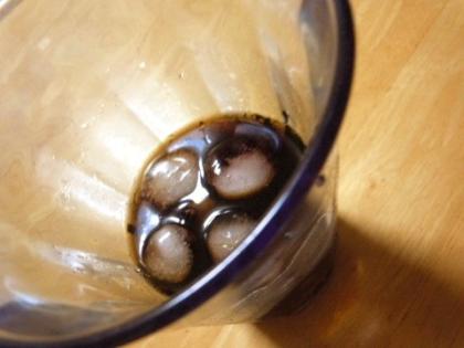 アイスで戴きました。気が付くとごくごく飲んでてビックリ～＾＾；
この夏リピ決定のお味に感謝です☆