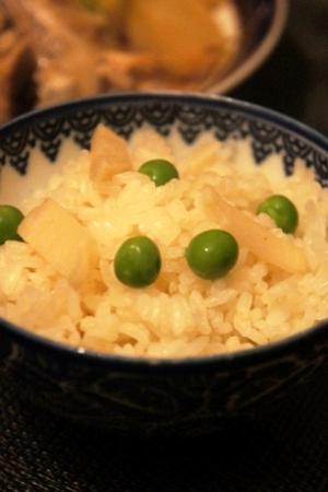 春の味覚の競艶、筍豆ご飯