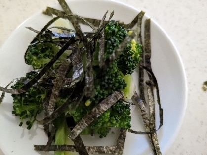 刻み海苔ブロッコリー水菜の醤油サラダ