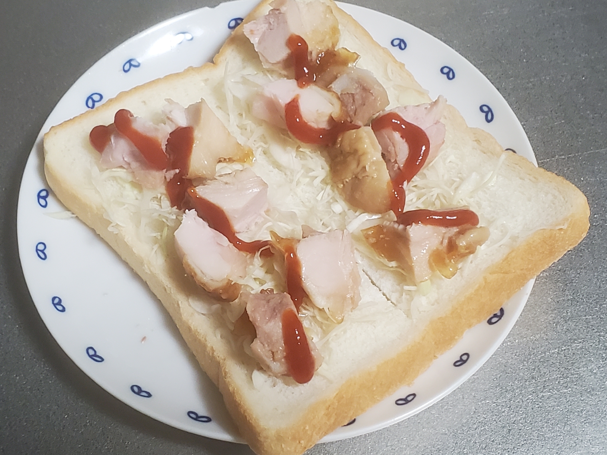 照り焼きチキンのケチャップトースト