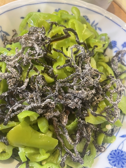 簡単1品!ピーマン塩昆布炒め
