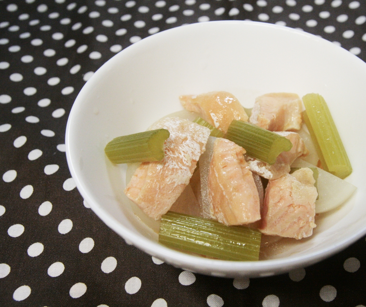 鮭と野菜のコンソメ煮