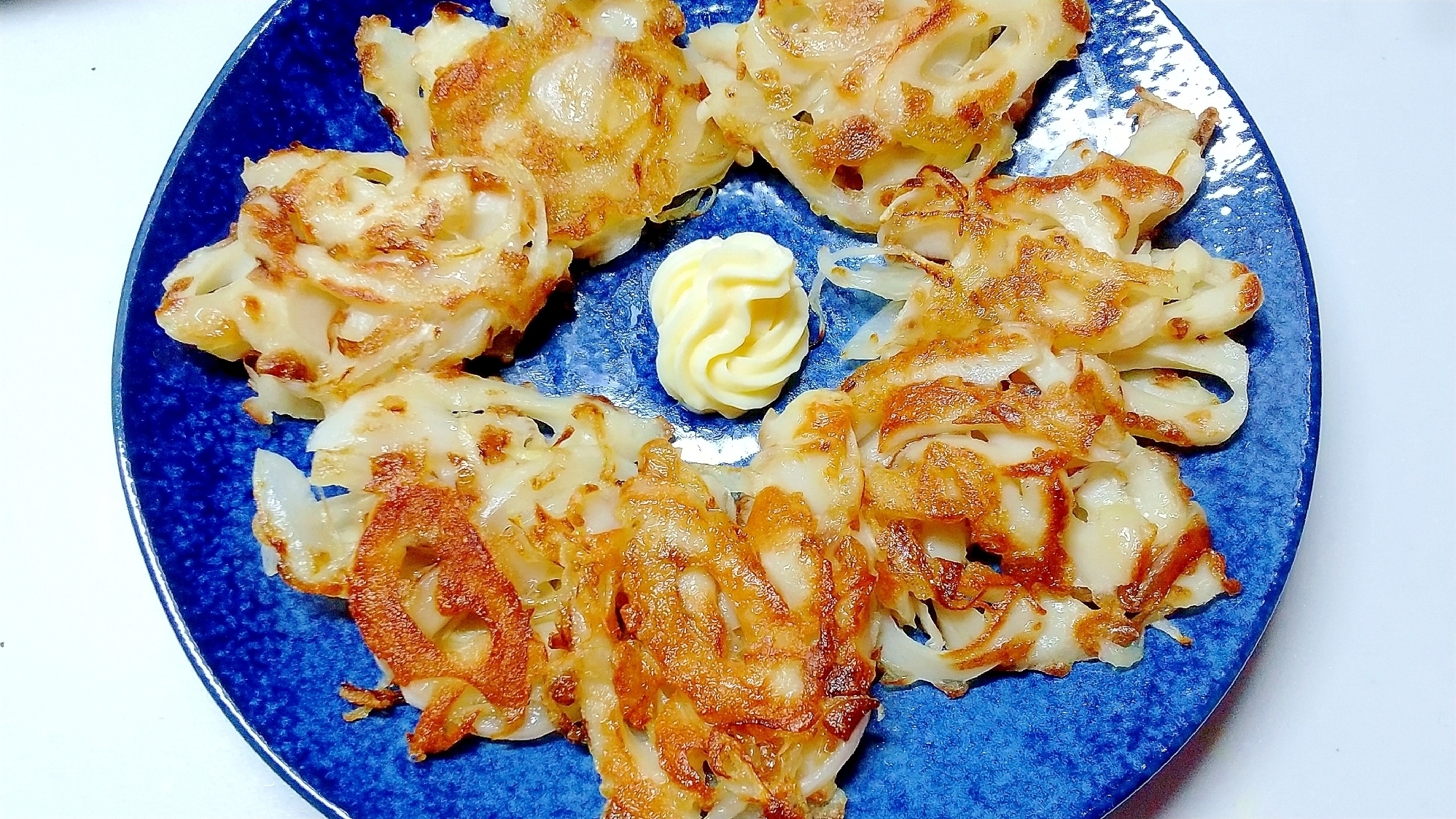 家計に優しく(笑) 竹輪と玉ねぎでかき揚げ風お焼き