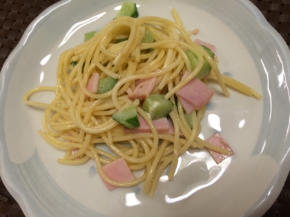 お弁当や付け合せに、ツナときゅうりのパスタサラダ