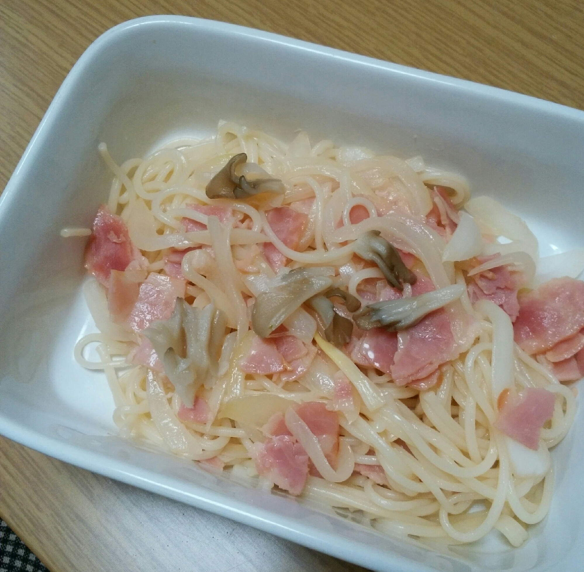 ベーコンと舞茸の和風パスタ