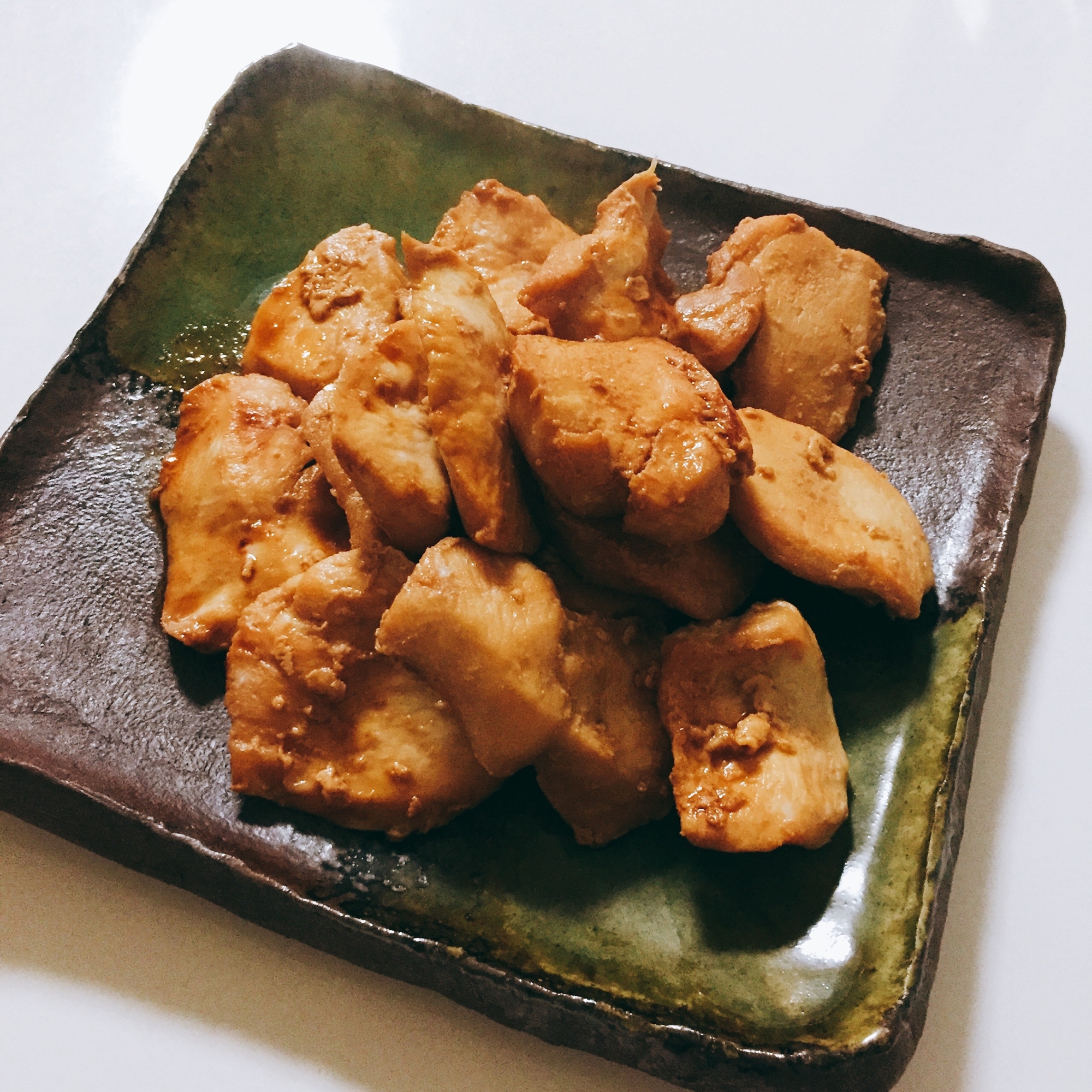 低脂質でも美味しい♫鶏胸肉の漬け焼き
