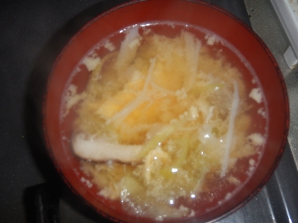 鶏茹で汁の活用☆白菜たっぷりとろみスープ