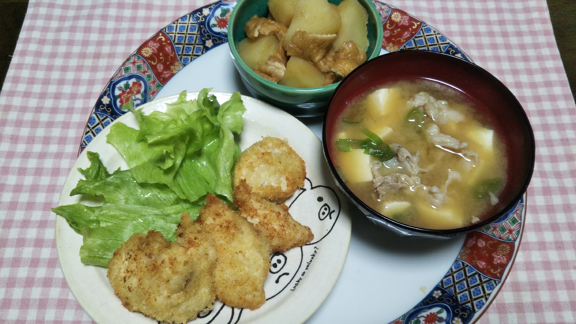 ササミフライとじゃがいも油揚げの煮物と豚汁☆