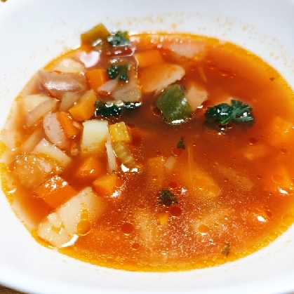 温かいスープでお野菜がたくさん食べられてうれしいです(^^)