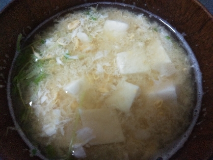 豆腐と大根の卵とじ味噌汁