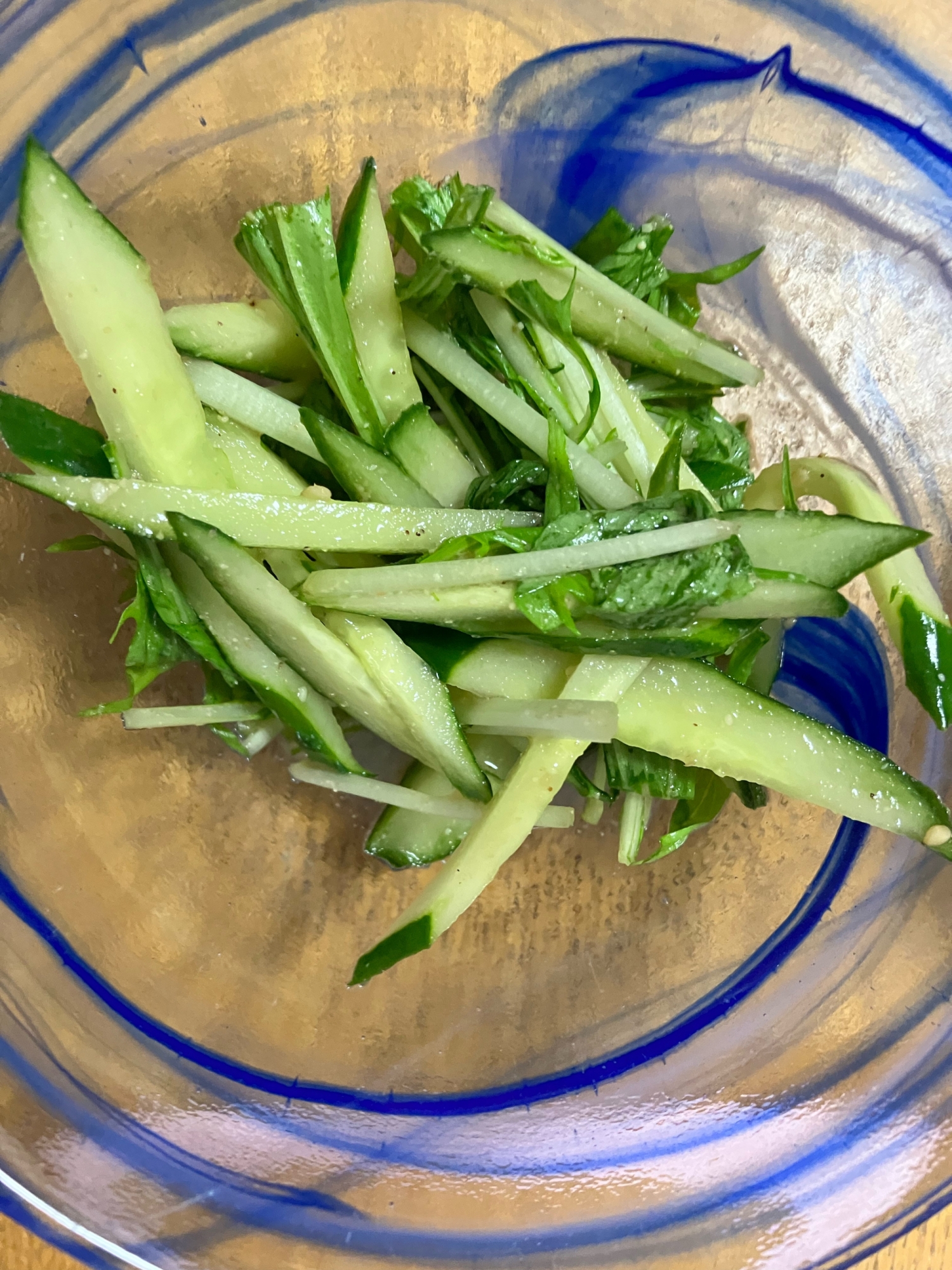 きゅうりと水菜のサラダ