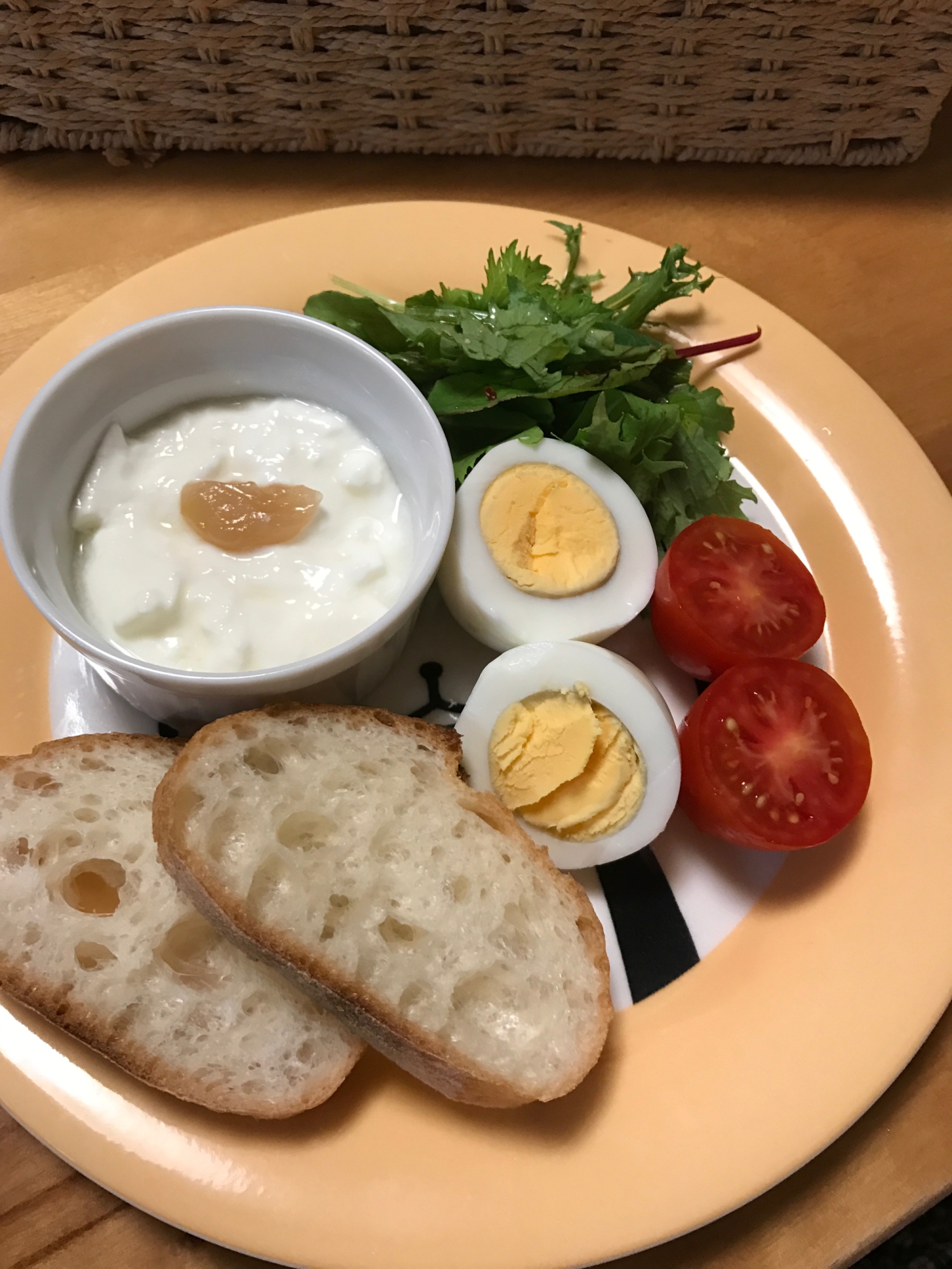 ゆで卵とバケット サラダの朝ごはんプレート レシピ 作り方 By ボンド子 楽天レシピ