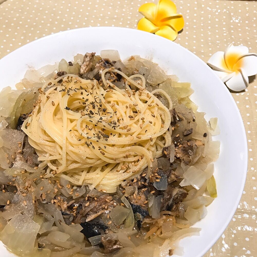 パスタ＊玉ねぎ&イワシ缶