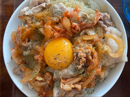豚キムチ丼