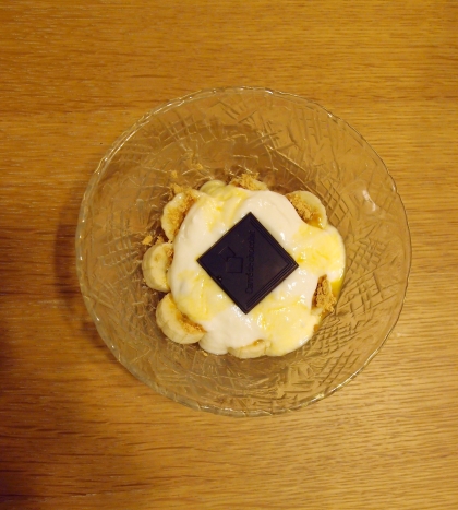 ティラミスチョコがなかったので、お家にあったチョコレートをのせて作りました
美味しかったです
ご馳走様でした