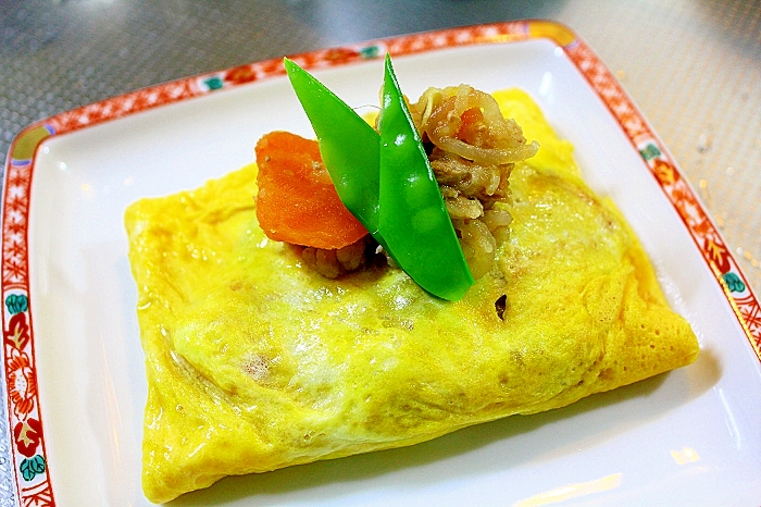 肉じゃがの卵包み*薄焼き卵で