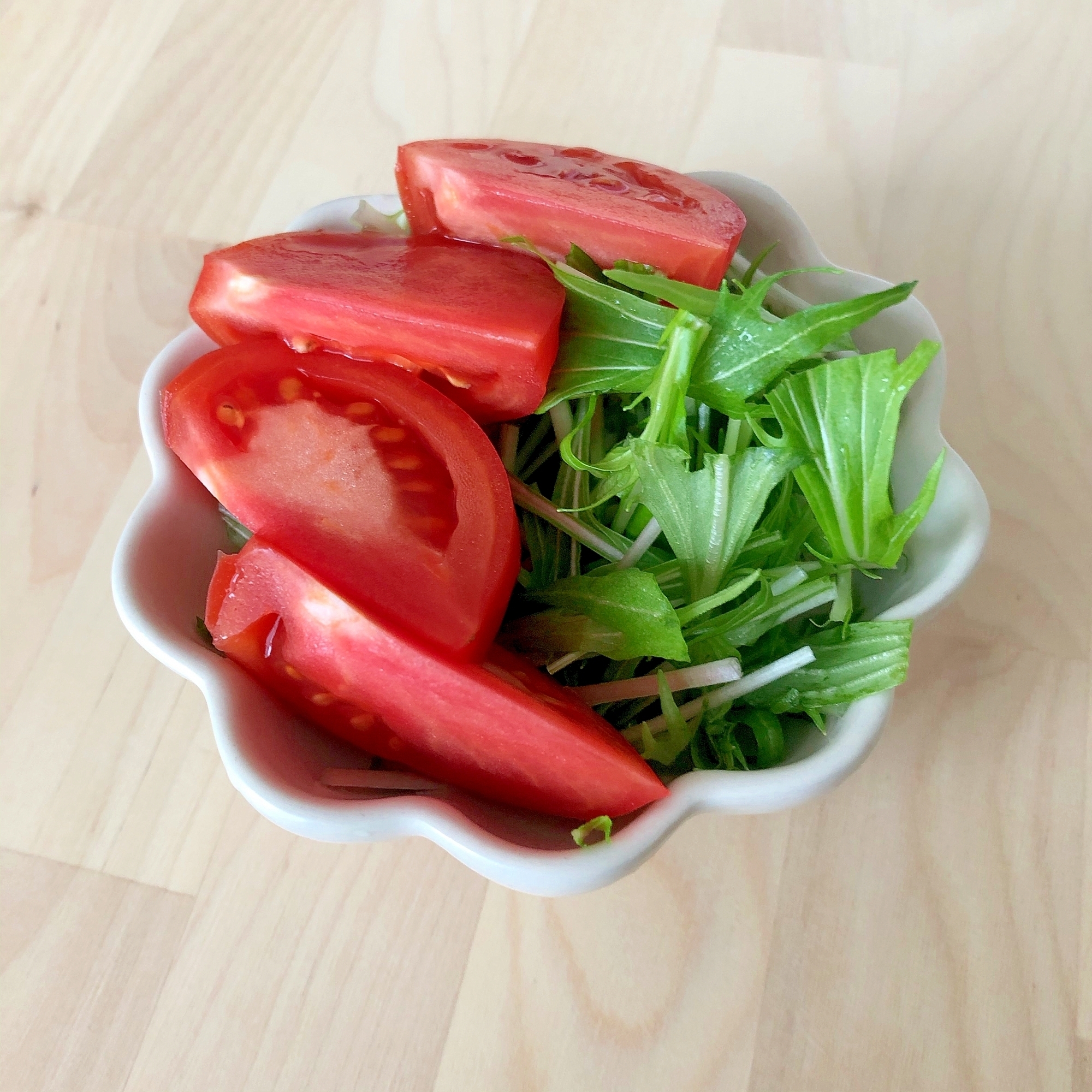 トマトと水菜のサラダ