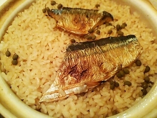 秋満開、秋刀魚の肝醤油土鍋ご飯