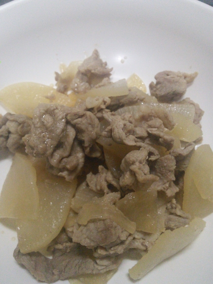 大根は薄切りにしました
味の染み込んだ大根とっても美味しかったです。ヽ(*´∀｀)ﾉ♪