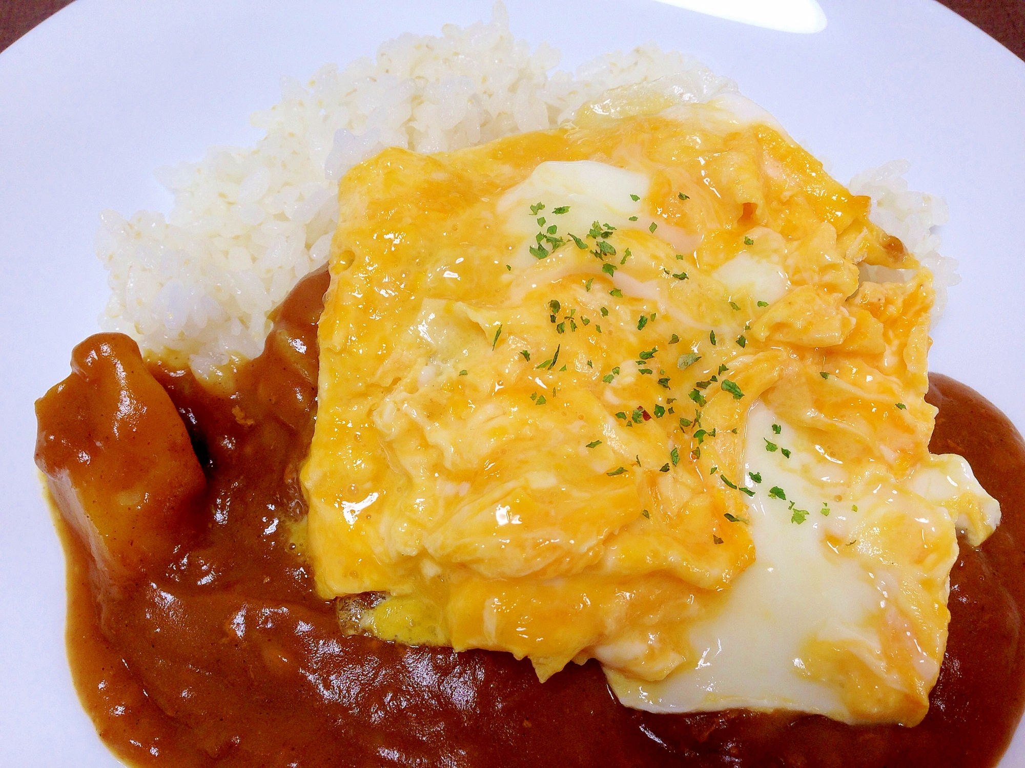 残ったカレーで☆とろとろスクランブルエッグカレー