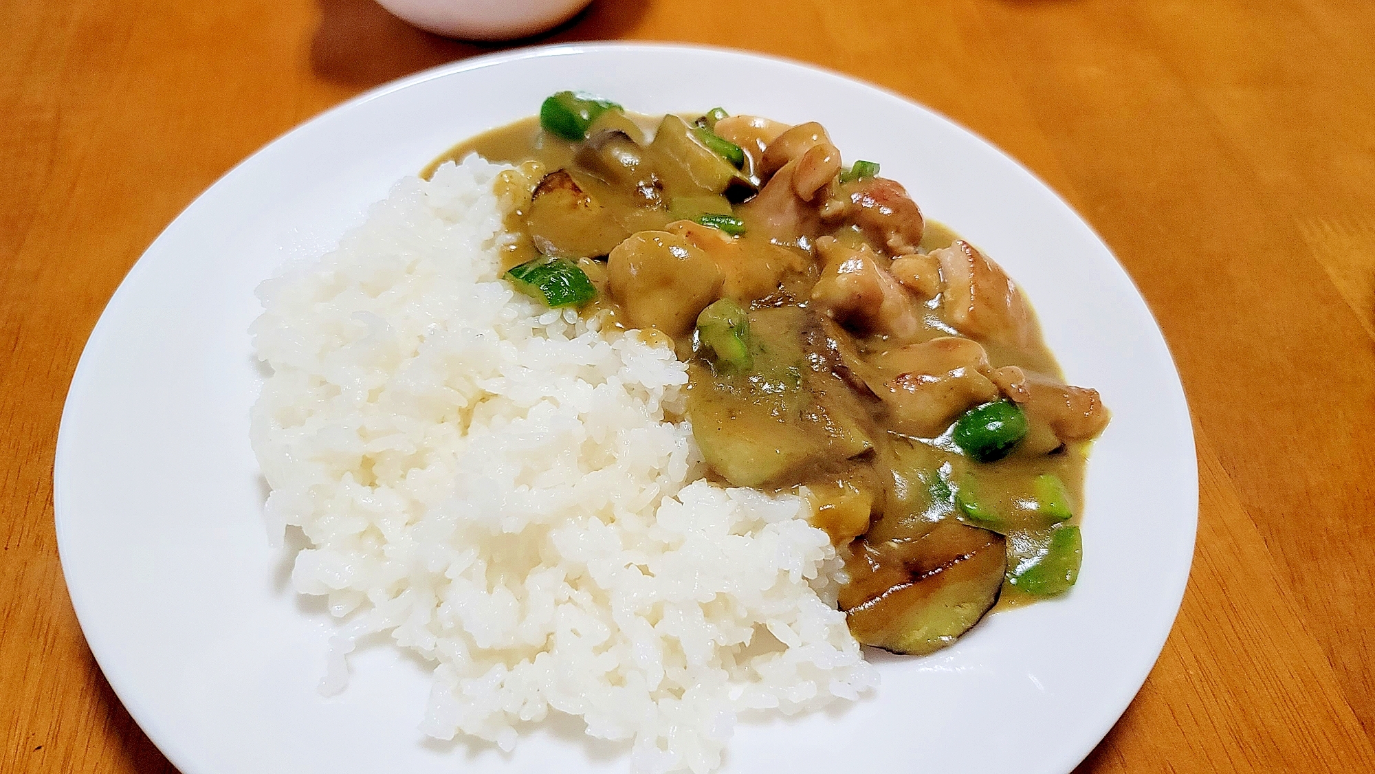 簡単！ダイソーのカレー缶で作るグリーンカレー