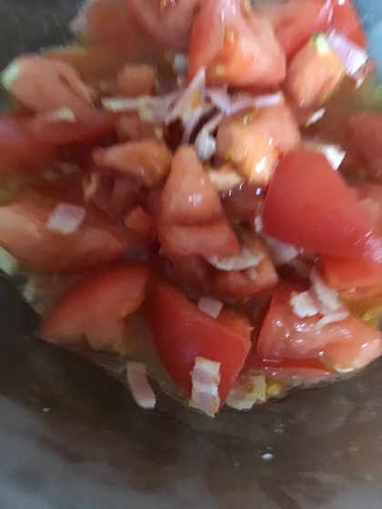 トマトときゅうりのさっぱりサラダ